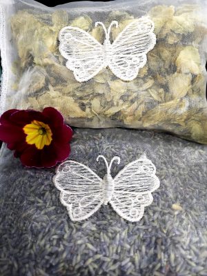 dried lavender and hops inserts with butterfly detail