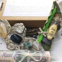 contents of Health Wealth and Happiness gift set