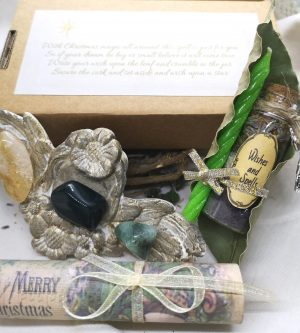 contents of Health Wealth and Happiness gift set