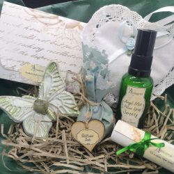 Contents of Calm and Wellbeing Gift Box
