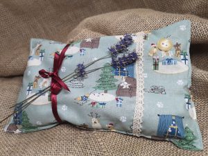 Herbal pillow with Christmas fabric