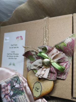 Close up of Angel Kisses Eye products gift box