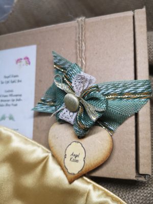 Outer packaging of Aromaprose eye products gift box